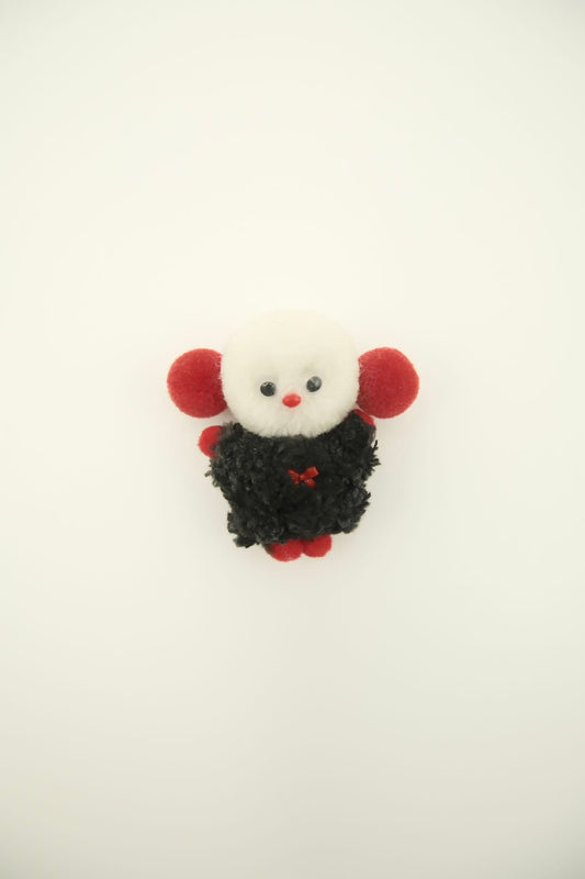 「ミニプー」 ブローチ　ハンドメイド　MPB095
