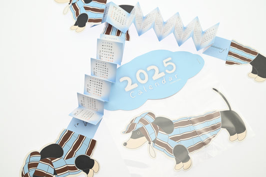 2025 カレンダー　ダックスフント　